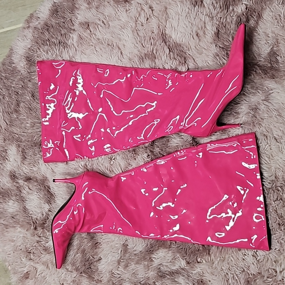 Boots - Picture 2 of 3